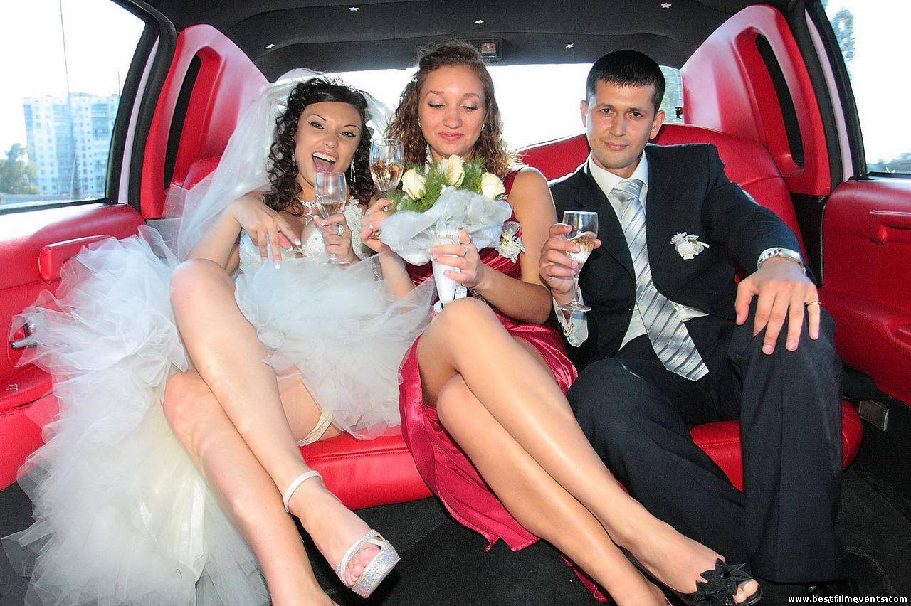 Торжественные события 77