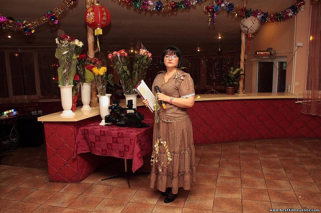 Ведущая торжественных мероприятий.